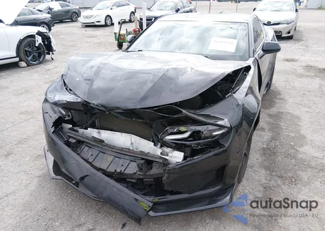 2019 Chevrolet Camaro 1Lt from USA, damaged, VIN 1G1FB1RS0K0104532